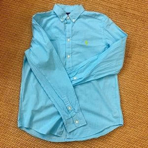 Boy Shirt like a brand new in a very good condition